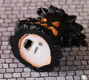Nouvelle décoration d'Halloween, arbre démoniaque en résine, article décoratif en résine lumineux à LED - Cadeau créatif d'Halloween - Product Image 6