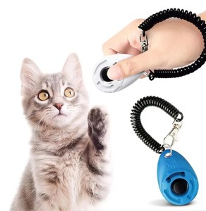 Clicker de entrenamiento para mascotas con correa de muñeca, de plástico, para perros y gatos, nuevo, herramienta de entrenamiento para perros. - Product Image 1