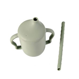 Gobelet pour bébé en silicone de qualité alimentaire sans BPA, logo personnalisé, avec poignée, écologique, non toxique, tasse à boire pour enfants - Product Image 2