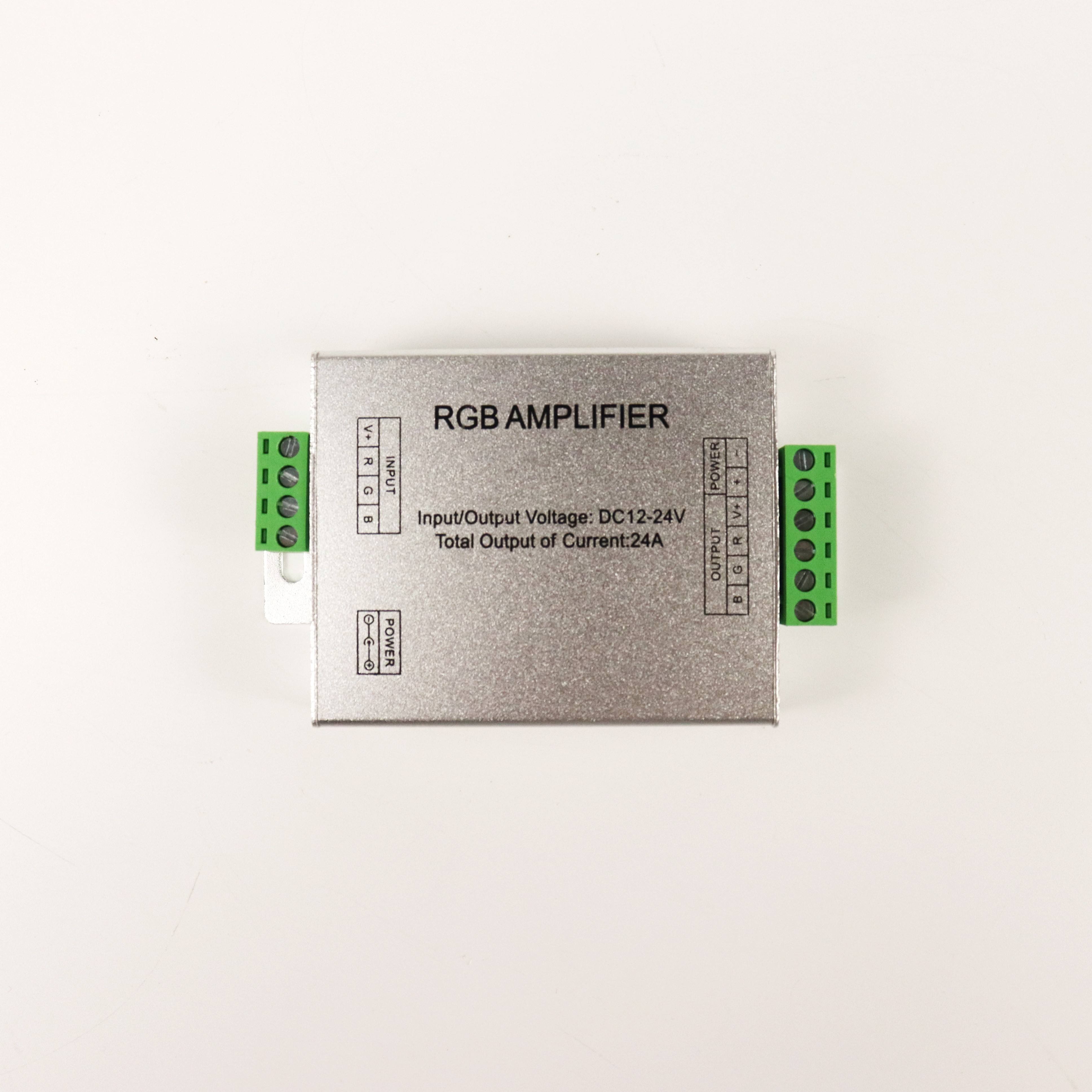 AMPLIFICATEUR RVB Blanc