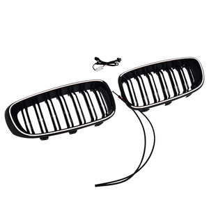Rejilla de Parachoques Delantero BMW en Negro Brillante, Material PP, para Modelos F34 3GT 2013-2019 con Iluminación LED - Product Image 3