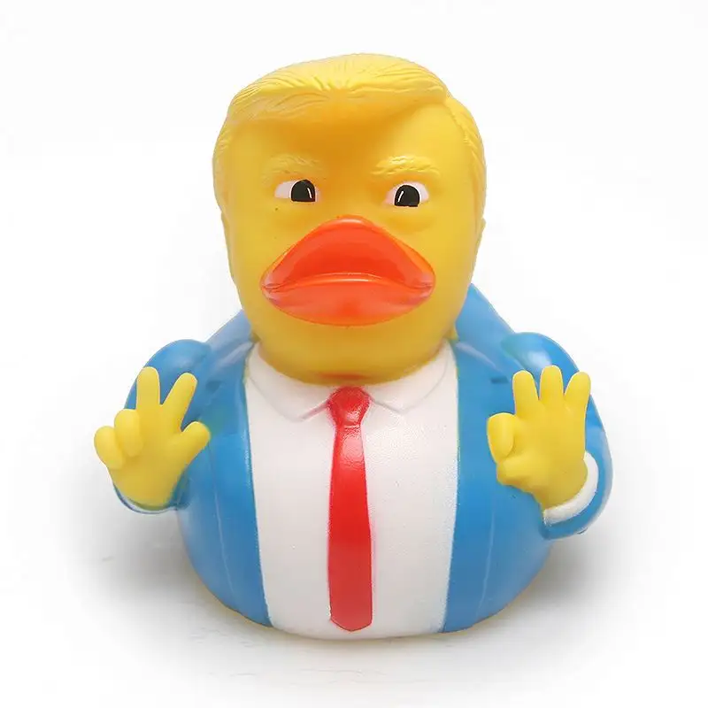 Großhandel 2020 Trump Duck Bad Bad Spielzeug Dusche Wasser Floating Squeeze Sound Gummi ente Baby Wasserspiel zeug