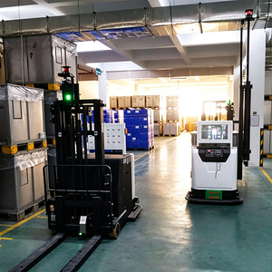 Apilador Contrapesado AGV de 1.5 Toneladas, Fabricado en China, con Navegación Láser SLAM para Carga Automática de Contenedores y Paletas - Product Image 2