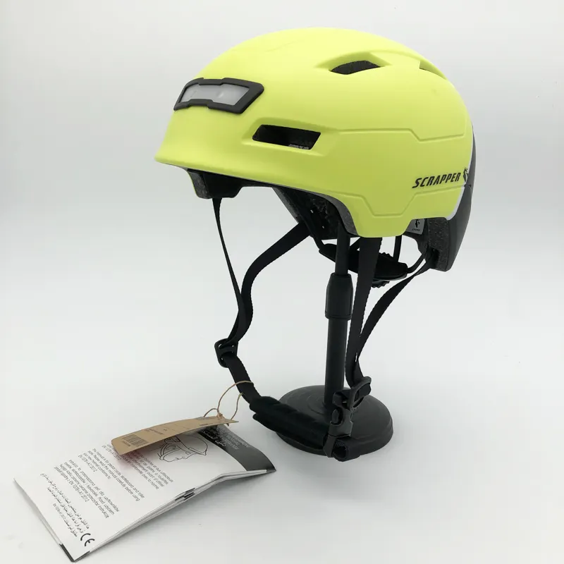 Descuento barato en molde bicicleta eléctrica urbana casco de bicicleta dos luces LED casco de bicicleta para niños casco batería recargable USB