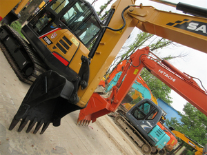 Excavateur SANYsy75c pro d'occasion à haute efficacité de travail et à bas prix - Product Image 4