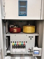 Stabilisateur de tension triphasé 220v 380v 415v 3 phases pour usage extérieur 20kva 15kva 10kva en stock