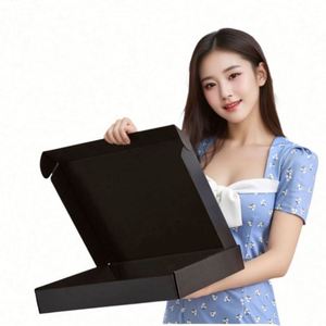 Caja de Regalo de Cartón Rígido con Cierre Magnético Negro, Laminación UV Mate Personalizada, Ventana de PVC para Empaque de Extensiones de Cabello - Product Image 5