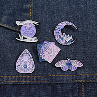 Fabricant de Pins en Émail Personnalisés : Pins en Émail Sorcière Magique Tarot, Vente en Gros, Thème Fantastique, Conception de Pins de Revers