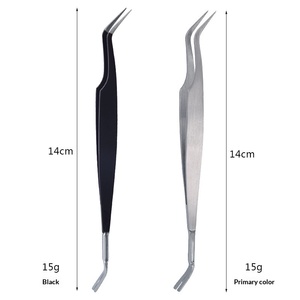 Pince à puces et tiques en acier inoxydable avec petit peigne et outil de nettoyage - Product Image 1