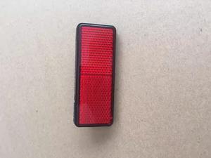 แผ่นสะท้อนแสงท้ายรถมอเตอร์ไซค์ เหมาะสำหรับฮอนด้า ซีที 50, ซีที 70, เอสที 50 และเอสที 70 - Product Image 2