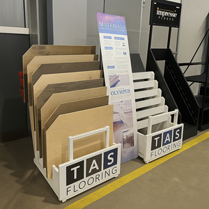 Showroom tùy chỉnh chèn thiết kế sàn gỗ <span class=keywords><strong>Rack</strong></span> hiển thị LVT sàn đen kim loại <span class=keywords><strong>Rack</strong></span> hiển thị với tiêu đề - Product Image 5