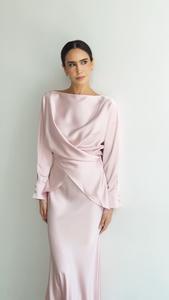 Conjunto de Falda y Top de Mujer R-566, Nuevo Diseño de Moda, Elegante, Satinado, Ajustado, Irregular, de Manga Larga con Cordones - Product Image 5