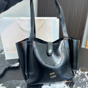 Bolso Tote de Gran Capacidad para Mujer, de Diseñador, Personalizado, de Alta Calidad, de Microfibra y Cuero Sintético, para Verano, Otoño e Invierno - Product Image 1