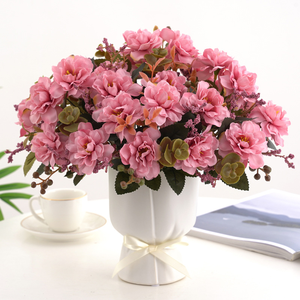 Vente en gros <span class=keywords><strong>de</strong></span> fleurs artificielles d'<span class=keywords><strong>hibiscus</strong></span> <span class=keywords><strong>rose</strong></span> brun blanc fleur <span class=keywords><strong>de</strong></span> cerisier vase à 5 fourchettes couleur automne intérieur bureau mariage <span class=keywords><strong>prix</strong></span> bon marché - Product Image 1