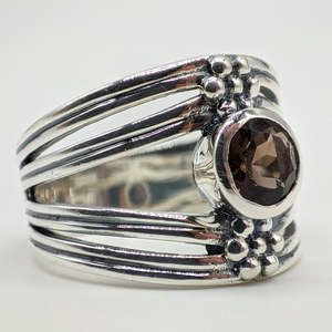 Anillo de Plata de Ley 925 a la Moda con Cuarzo Ahumado en Engaste de Bisel, Ideal para Regalos de Boda para Parejas y Ocasiones Especiales - Product Image 4