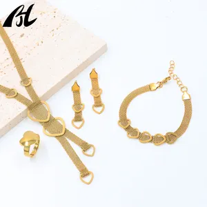 Fashion Trend Fashion Gold Plated Brushed Heart Women Bracelet Earrings Necklace Ring Set for Wedding Prom