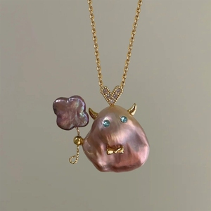 Collana Strega del Mondo Sottomarino con Perla Naturale e Ciondolo a Forma di Pesce Grande, Placcato Oro che Mantiene il Colore, Choker con Pesce che si Bacia - Product Image 5