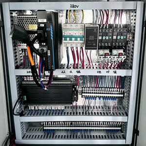เครื่องตัดโปรไฟล์อลูมิเนียม CNC 500 พร้อมระบบควบคุม PLC รางเลื่อนแบบเส้นตรงเพื่อการตัดที่มีความแม่นยำสูง - Product Image 6