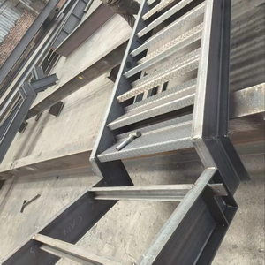 Escalier droit d'évacuation en acier galvanisé pour intérieur et extérieur, prix d'usine, couleurs personnalisées, main courante incluse - Product Image 2