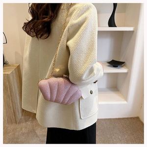 I-0589 Sac à main pour femme tendance, sac à bandoulière, sac coquillage, chaîne, paillettes mignonnes, petit sac, pochette pour téléphone, porte-monnaie, fermeture éclair, sacs bandoulière - Product Image 6