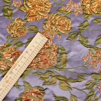 Kain Jacquard Bermotif Bunga Elegan dengan Sentuhan Emas Metalik, Sempurna untuk Pakaian Pengantin dan Desainer