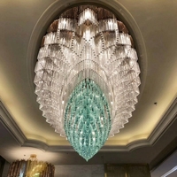 Lustre de plafond LED personnalisé en verre en forme de fleur, haut de gamme, pour hôtel, restaurant, salle de banquet