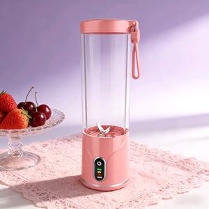 Blender silencieux rechargeable par USB-C de 550 ml avec bec verseur - Convient pour sac de sport et porte-gobelet de voiture - Product Image 1