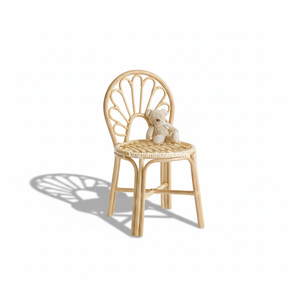 Silla Infantil de Ratán Moderna Hecha a Mano con Características de Seguridad para Fiestas de Cumpleaños y Bodas, Uso en Sala de Estar, Accesorios para Fotos Infantiles - Product Image 1