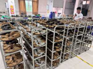 Chaussons en liège Birkenstock en gros directement de l'usine |   Semelles en liège allemand + cuir italien |   Chaussons en liège Collection ArizonaA - Product Image 5