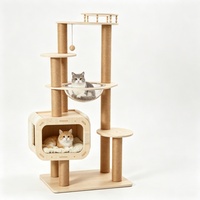 Arbre à chat multi-niveaux, structure d'escalade pour chat, poteau à gratter en sisal avec hamac, robuste et durable, pour intérieur