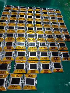 مصباح أمان شمسي للطرق، عاكسات ضوئية، عيون القطط، علامة تحذير للطرق - Product Image 5