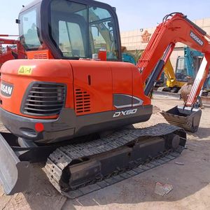 <b>Cheap</b> Price Used Excavator Dx60D for Sale Korea Original Secondhand Hydraulic Crawler DOOSAN 60 for Sale Red Good Condition - Product Image 1