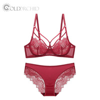 Set Bra dan Celana Dalam Renda Wanita Dua Potong Desain Baru