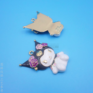 Colgante de Aleación de Zinc con Diseño de Muñeca de Dibujos Animados Sanrio, Bisel Dorado, Joyería de Regalo - Product Image 3
