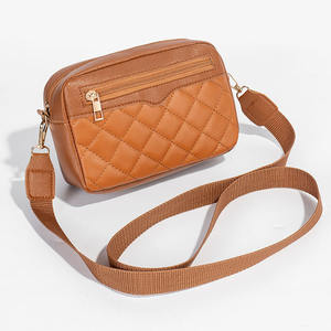 I-0939 vente en gros Hnadbags à la mode étanche femmes grande capacité sac à bandoulière petite taille dames sac - Product Image 3