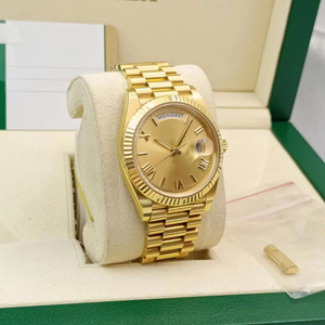 Montre mécanique de luxe en or rose avec fonction plongée et bracelet en acier inoxydable. Les designers peuvent le personnaliser en or 24 carats. - Product Image 1