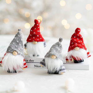 Décorations scandinaves de Noël, ensemble d'ornements de Noël en feutrine, bonhomme de neige, mini-ornements de poupées, décorations faites à la main - Product Image 1