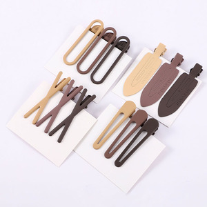 Pinzas para el cabello esmeriladas sin costuras, juego de tres piezas, pinzas de pico de pato de estilo retro para flequillo, uso diario para mujeres, resina plástica - Product Image 1