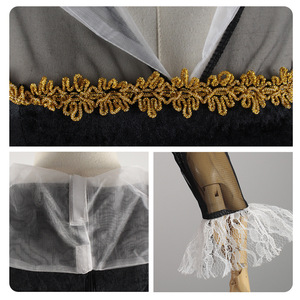 Costume de reine des cœurs pour adulte, robe de cosplay avec couronne, motif de cœurs rouges et dorés, tenue de spectacle sur scène - Product Image 4