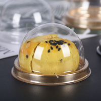 Boîte de plateau en plastique PET dôme rond jetable personnalisé pour sushi jus nouilles hamburgers stock emballage en plastique PET transparent