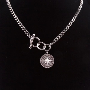 Collar con Colgante Personalizado de Moda para Mujer, Joyería con Cierre OT, Dije Redondo, Cadena Cubana de Acero Inoxidable, Collar con Brújula Dorada - Product Image 3