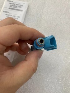 Injecteurs de carburant <span class=keywords><strong>essence</strong></span> 2325023020 pour <span class=keywords><strong>Toyota</strong></span> <span class=keywords><strong>Yaris</strong></span> SCP10 1SZFE Ractis Vitz Platz 23250-23020 - Product Image 2