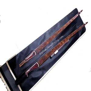 Arco Largo Desmontable RD3 AMO de 60 Pulgadas y 20-55 Libras para Tiro con Arco, Laminado, con Fibra de Vidrio Transparente/Arce/Madera Sintética, para Exteriores, para Diestros - Product Image 2