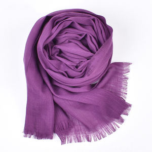 गर्म बेचने नई Voile शॉल लटकन के साथ मुस्लिम महिलाओं Voile स्कार्फ पतली नरम Hijabs - Product Image 4