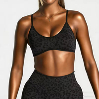 Ensemble de soutien-gorge et short de sport personnalisé sans couture en 90 % nylon et 10 % élasthanne, imprimé léopard, ajustable, pour femme