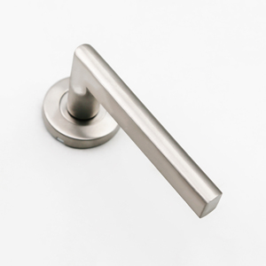 <span class=keywords><strong>Poignée</strong></span> <span class=keywords><strong>de</strong></span> <span class=keywords><strong>porte</strong></span> intérieure en acier inoxydable couleur <span class=keywords><strong>laiton</strong></span> antique, design OEM, 60 mm, pour <span class=keywords><strong>porte</strong></span> principale - Product Image 6