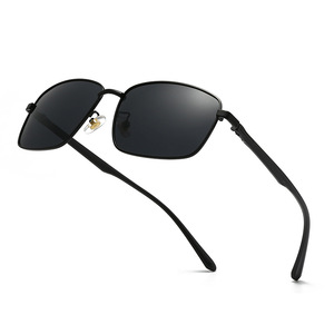 Nuevas gafas de sol polarizadas para hombre, montura metálica, lentes TAC, protección UV400, montura completa, protección solar para conducir al aire libre - Product Image 1
