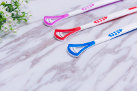 Nettoyeur de langue en silicone souple, grattoir de haute qualité avec revêtement plastique coloré, brosse de nettoyage