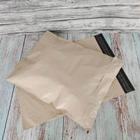 Polybags recycler l'emballage des vêtements sacs d'expédition sacs en plastique pour paquet d'expédition de vêtements