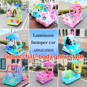 <span class=keywords><strong>Train</strong></span> miniature lumineux électrique pour enfants, pour usage extérieur, idéal pour les marchés nocturnes et les projets commerciaux d'amusement, avec fonction <span class=keywords><strong>de</strong></span> jeu <span class=keywords><strong>de</strong></span> voitures tamponneuses et <span class=keywords><strong>de</strong></span> balades parent-enfant - Product Image 3